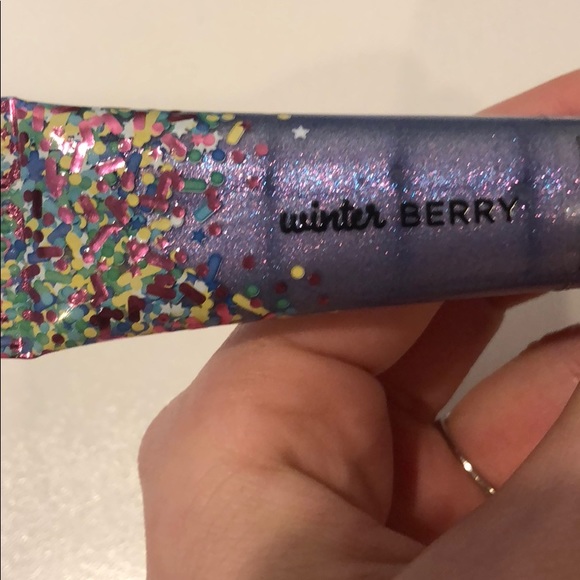 BATH AND BODY WORKS TUBE LIP GLOSS - Picture 3 of 4